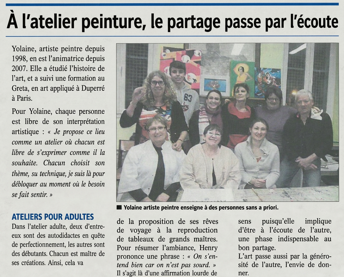 Atelier de peinture : un groupe de participantes autour de Yolaine Trichet Loiseau